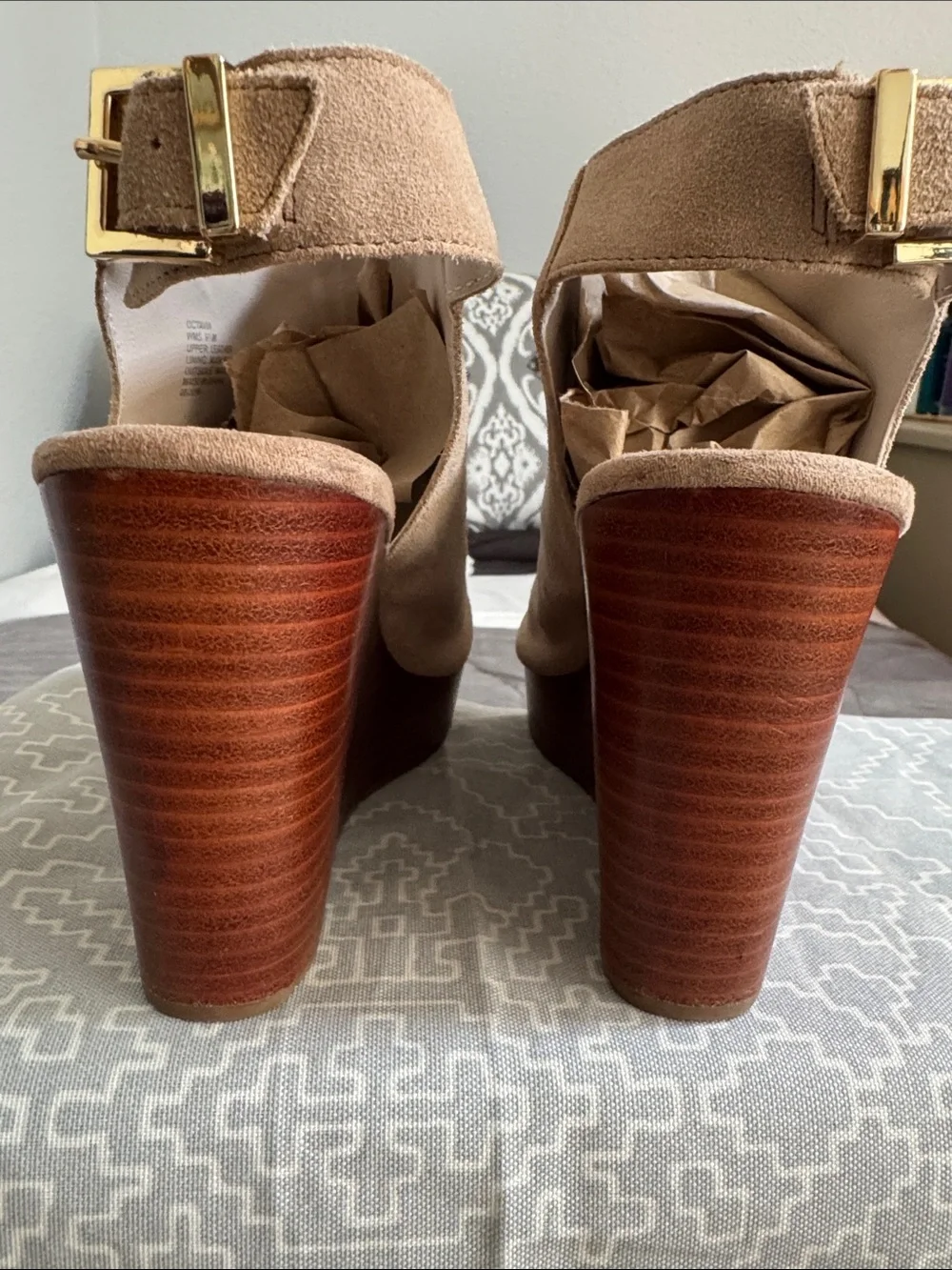 Kenneth Cole Reaction Neutral Suede Open-Toe Wedge Sandals